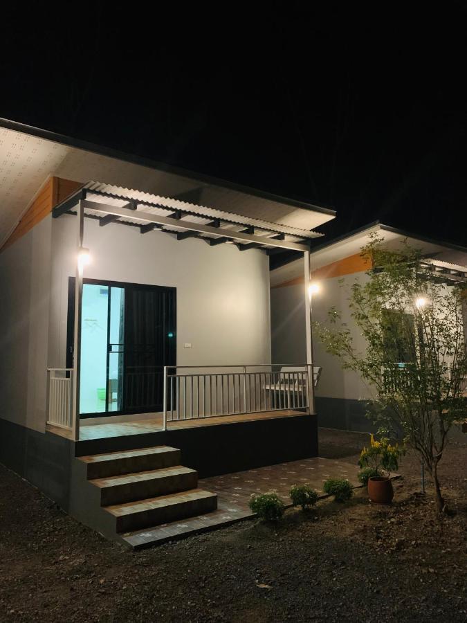דון סאק Suanvadee Resort สวนวดี รีสอร์ท מראה חיצוני תמונה