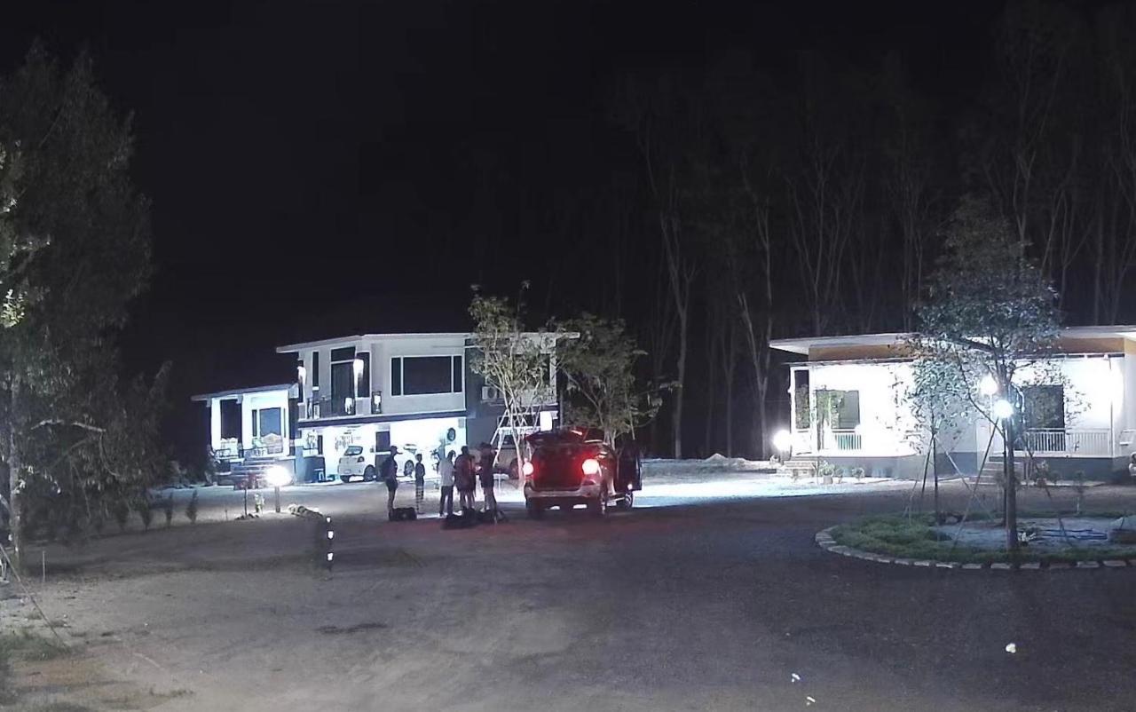 דון סאק Suanvadee Resort สวนวดี รีสอร์ท מראה חיצוני תמונה