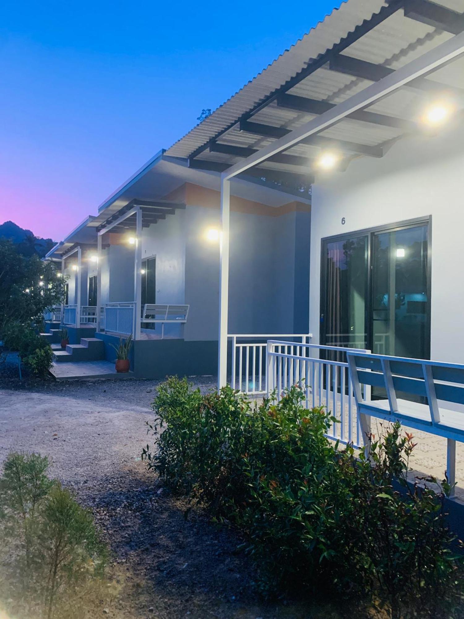 דון סאק Suanvadee Resort สวนวดี รีสอร์ท מראה חיצוני תמונה